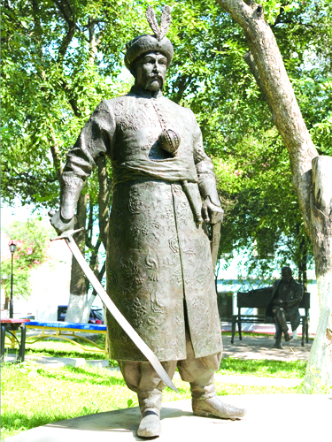 The monument is erected in Kiev (Garden of Ukraine), year 2003. The monument is 2 meters high. Material: bronze. The authors are Boris Krylov and Oles Sidoruk.
