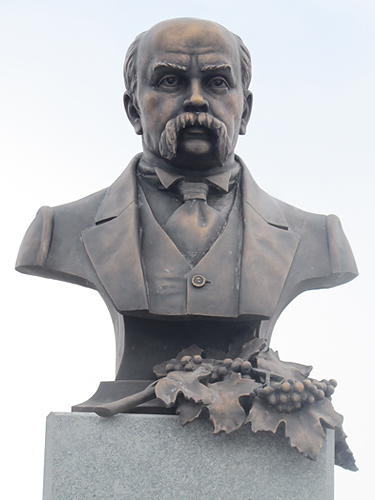   The monument is erected in year 2012. The monument is 3,4 meters high. The authors are Boris Krylov and Oles Sidoruk. Materials: granite and bronze. 