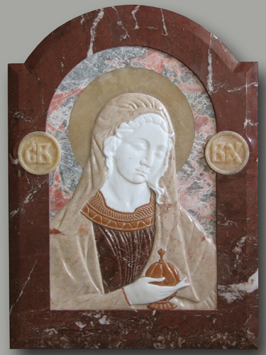 Die heilige  Barbara. Die Ikone wurde aus den verschiedenen
Marmorarten hergestellt.
